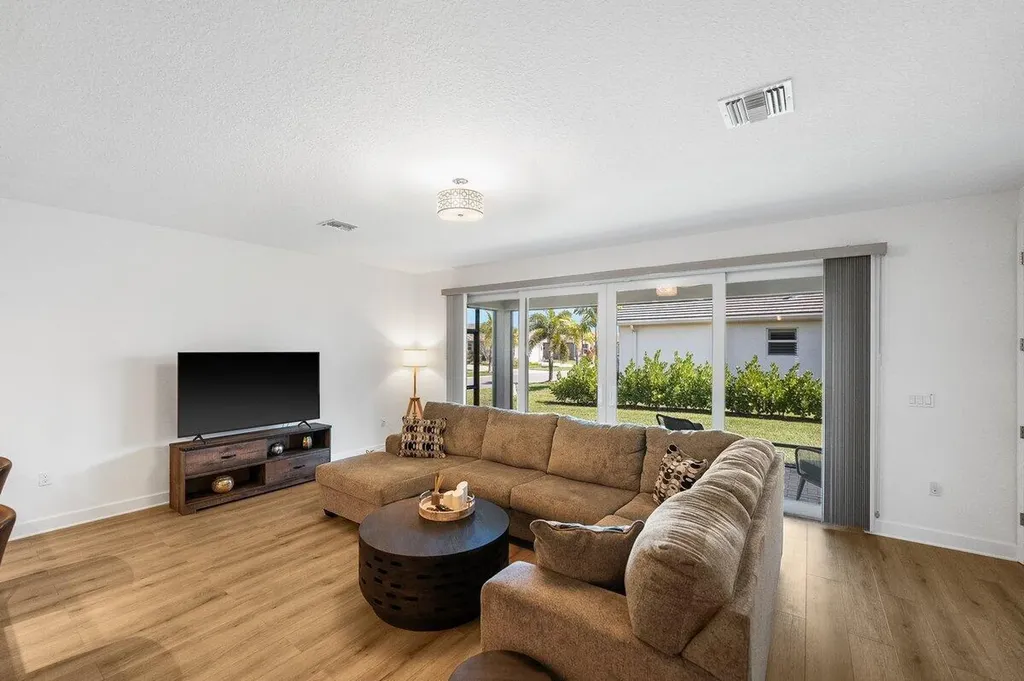 11673 SW Oceanus Boulevard Port St Lucie FL 34987