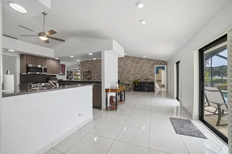 7614 NW 87th Avenue Tamarac FL 33321