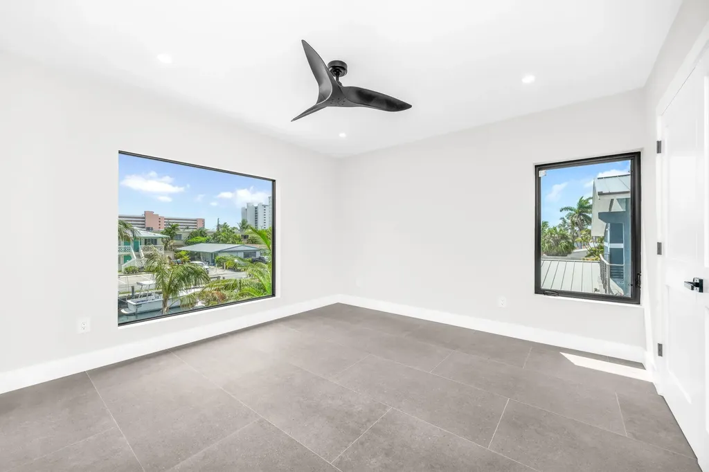 3225 Canal Drive Pompano Beach FL 33062