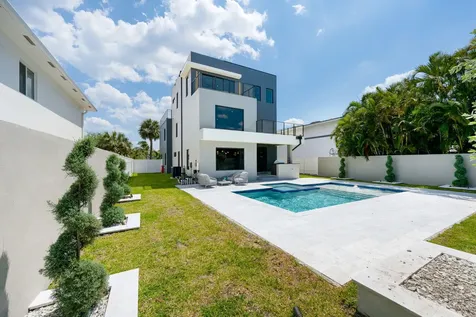 3225 Canal Drive Pompano Beach FL 33062