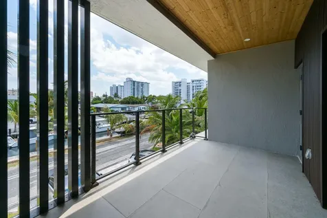 3225 Canal Drive Pompano Beach FL 33062