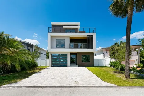 3225 Canal Drive Pompano Beach FL 33062