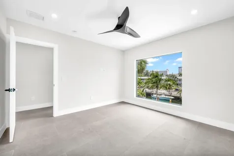3225 Canal Drive Pompano Beach FL 33062