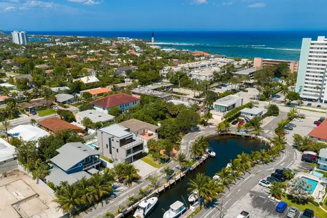 3225 Canal Drive Pompano Beach FL 33062