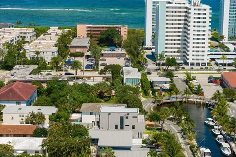 3225 Canal Drive Pompano Beach FL 33062