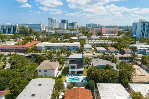 3225 Canal Drive Pompano Beach FL 33062