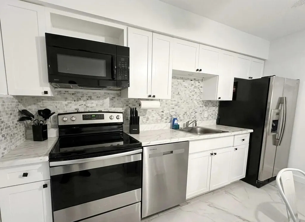 1524 N Victoria Park Road Fort Lauderdale FL 33304