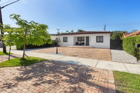 4328 SW 9th Terrace Miami FL 33134