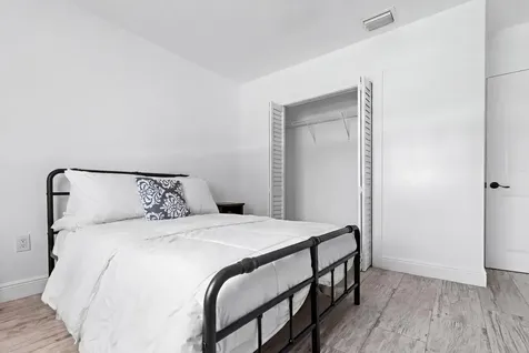 4328 SW 9th Terrace Miami FL 33134