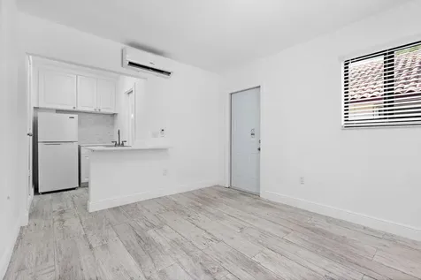 4328 SW 9th Terrace Miami FL 33134