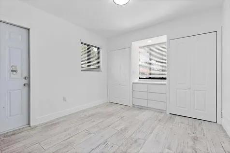 4328 SW 9th Terrace Miami FL 33134