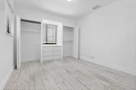 4328 SW 9th Terrace Miami FL 33134