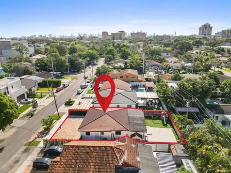 4328 SW 9th Terrace Miami FL 33134