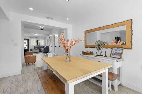 4328 SW 9th Terrace Miami FL 33134