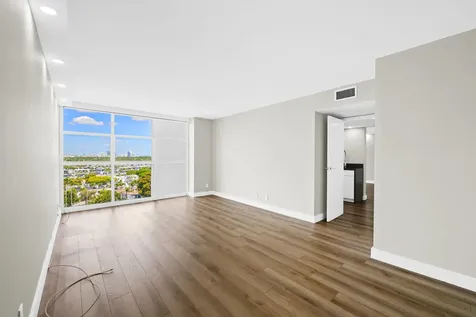 600 Parkview Drive Hallandale Beach FL 33009