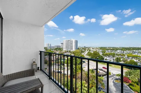 600 Parkview Drive Hallandale Beach FL 33009