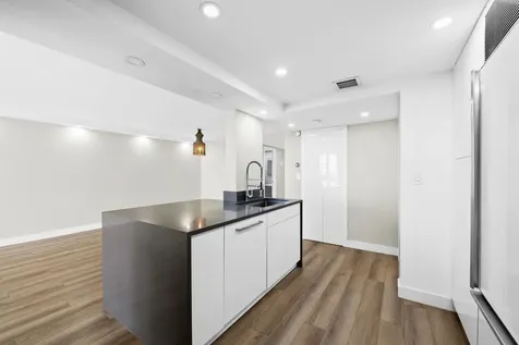 600 Parkview Drive Hallandale Beach FL 33009