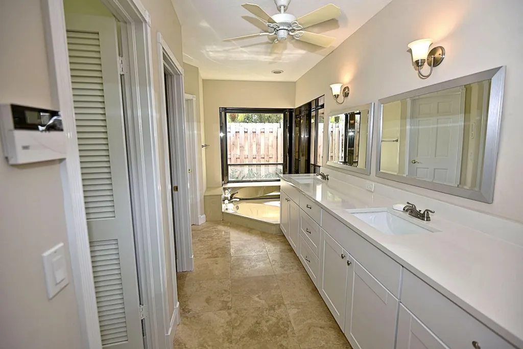 19 Dunbar Road Palm Beach Gardens FL 33418