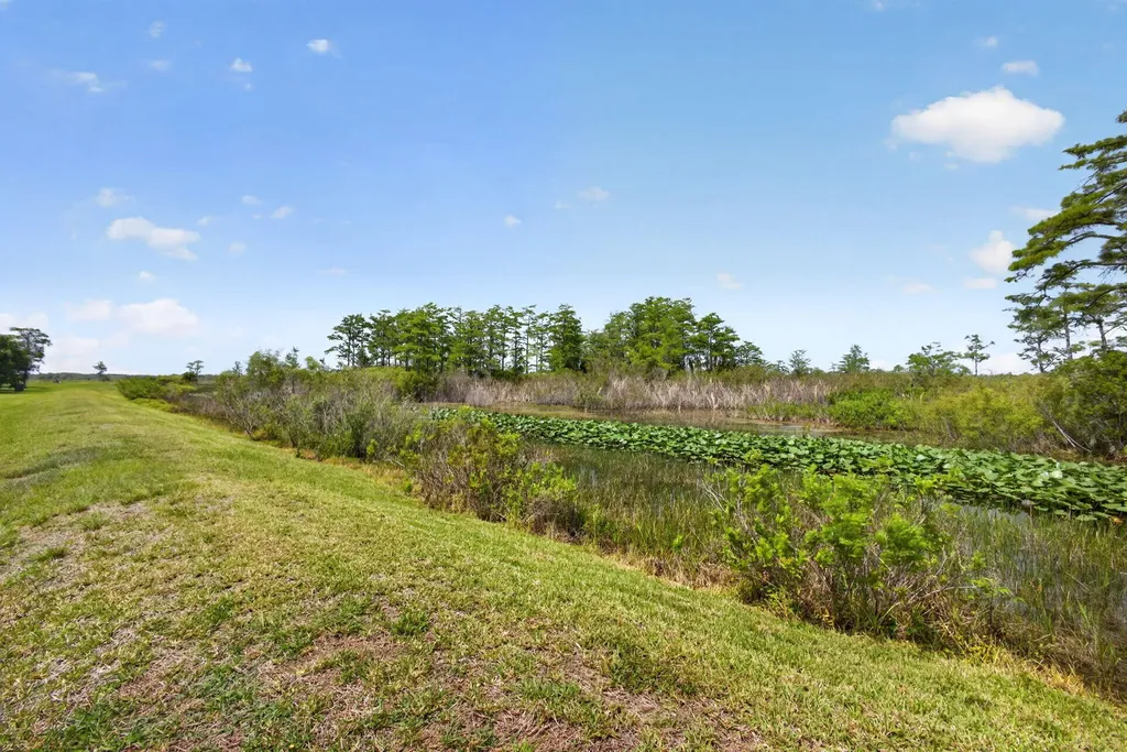 19 Dunbar Road Palm Beach Gardens FL 33418