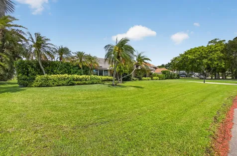 19 Dunbar Road Palm Beach Gardens FL 33418