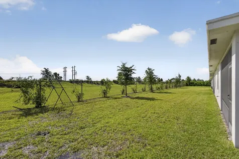 1302 Tangled Orchard Trace Loxahatchee FL 33470