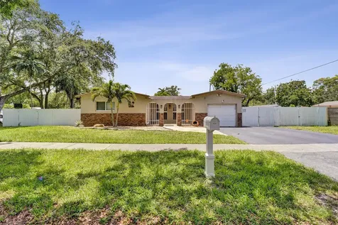 9101 SW 52nd Court Cooper City FL 33328