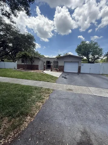9101 SW 52nd Court Cooper City FL 33328