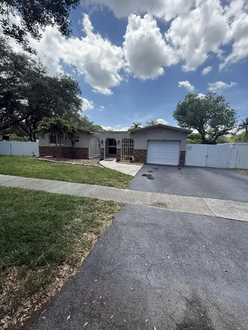 9101 SW 52nd Court Cooper City FL 33328