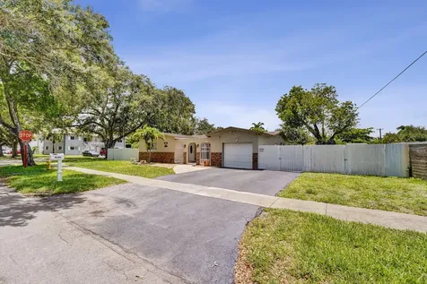 9101 SW 52nd Court Cooper City FL 33328