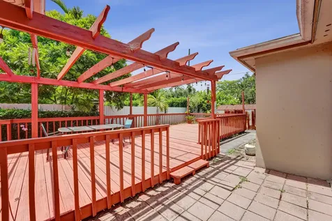 9101 SW 52nd Court Cooper City FL 33328