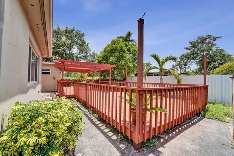 9101 SW 52nd Court Cooper City FL 33328