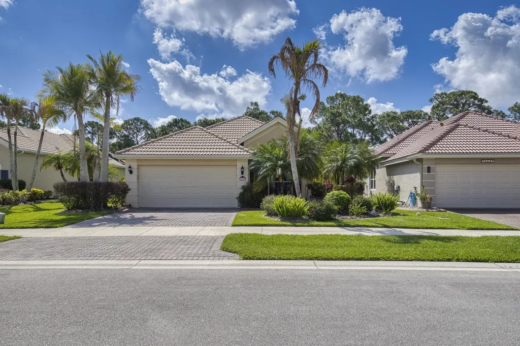 665 SW Andros Circle Port St Lucie FL 34986