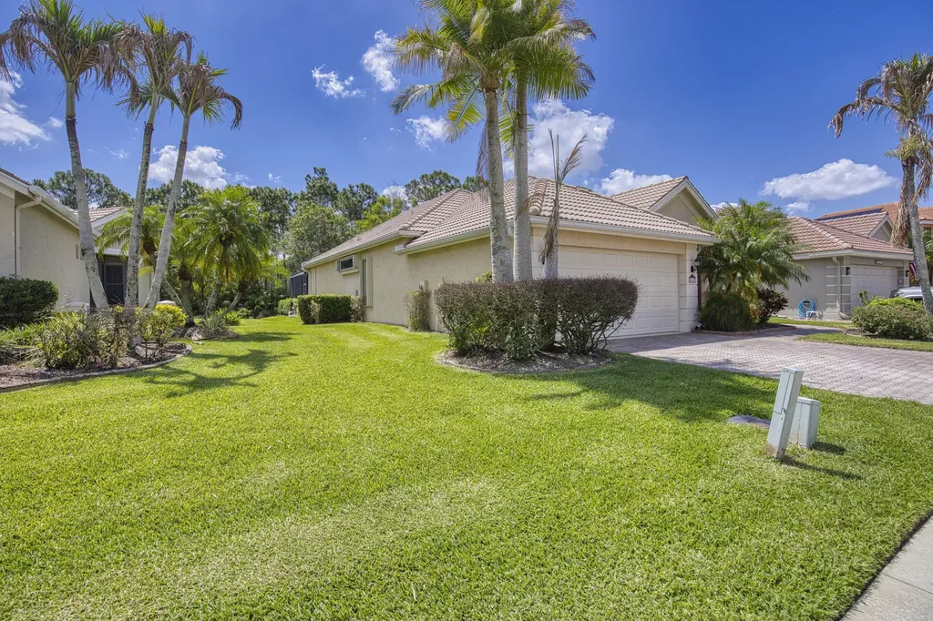 665 SW Andros Circle Port St Lucie FL 34986
