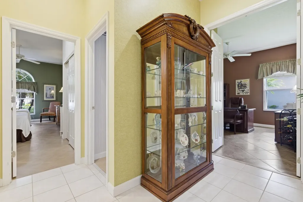 665 SW Andros Circle Port St Lucie FL 34986