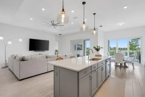 10466 Northbrook Circle Palm Beach Gardens FL 33412
