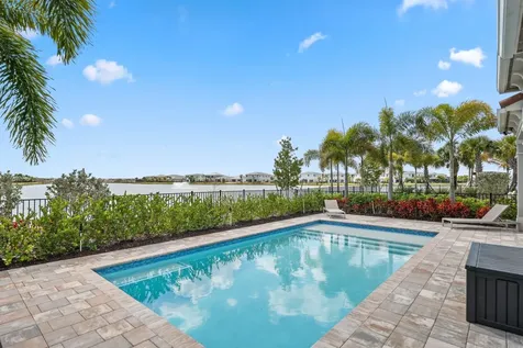 10466 Northbrook Circle Palm Beach Gardens FL 33412
