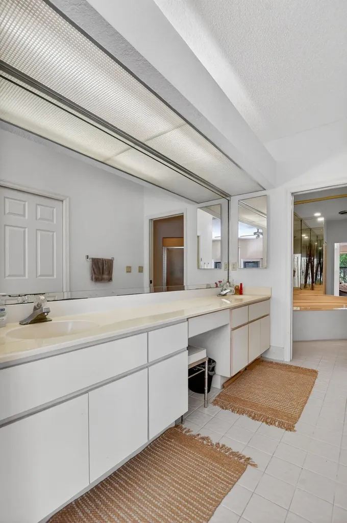 19348 Cherry Hills Terrace Boca Raton FL 33498