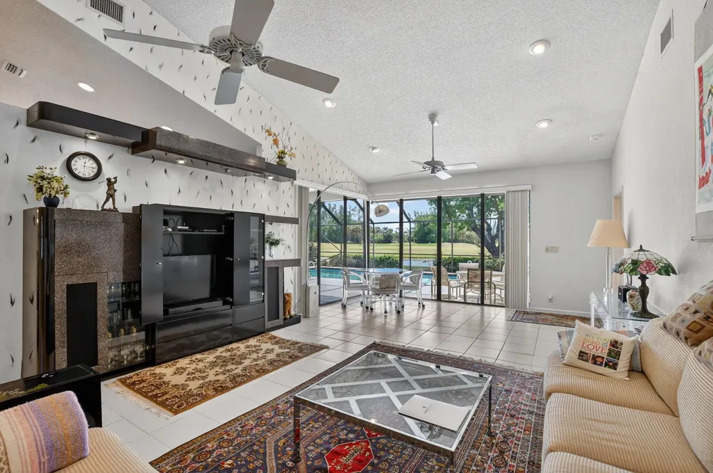 19348 Cherry Hills Terrace Boca Raton FL 33498
