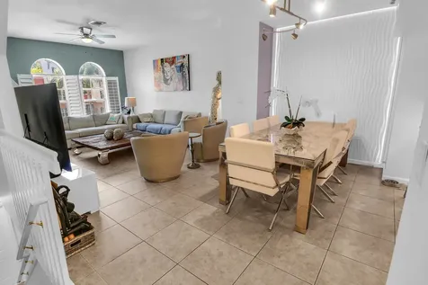 1033 NE 17th Way Fort Lauderdale FL 33304