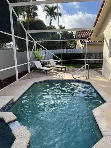 5072 Alencia Court Delray Beach FL 33484