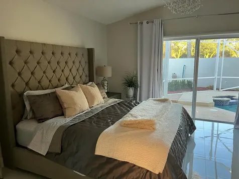 5072 Alencia Court Delray Beach FL 33484