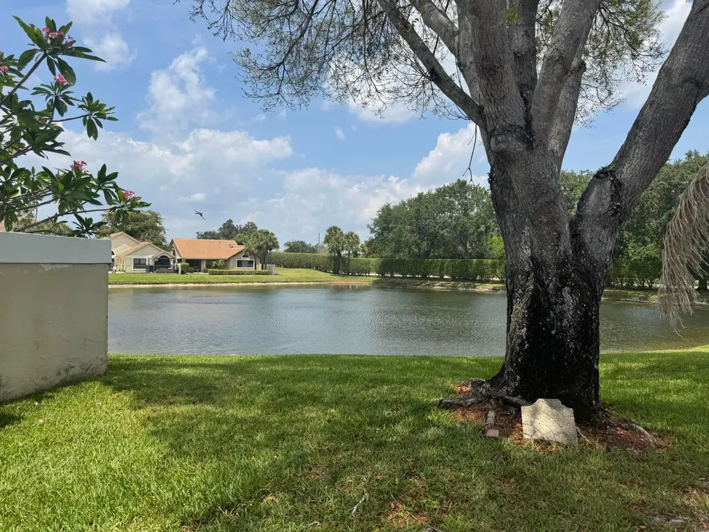 6803 Bitterbush Place Boynton Beach FL 33472