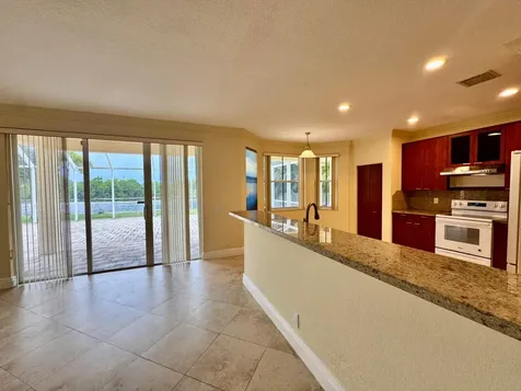 898 Tulip Circle Weston FL 33327