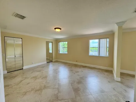 898 Tulip Circle Weston FL 33327
