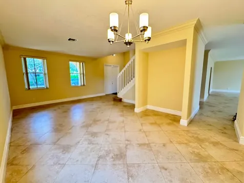 898 Tulip Circle Weston FL 33327