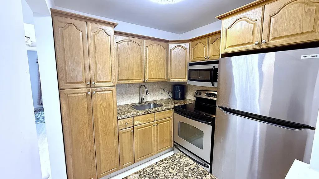 78 Harwood H Crescent Deerfield Beach FL 33442
