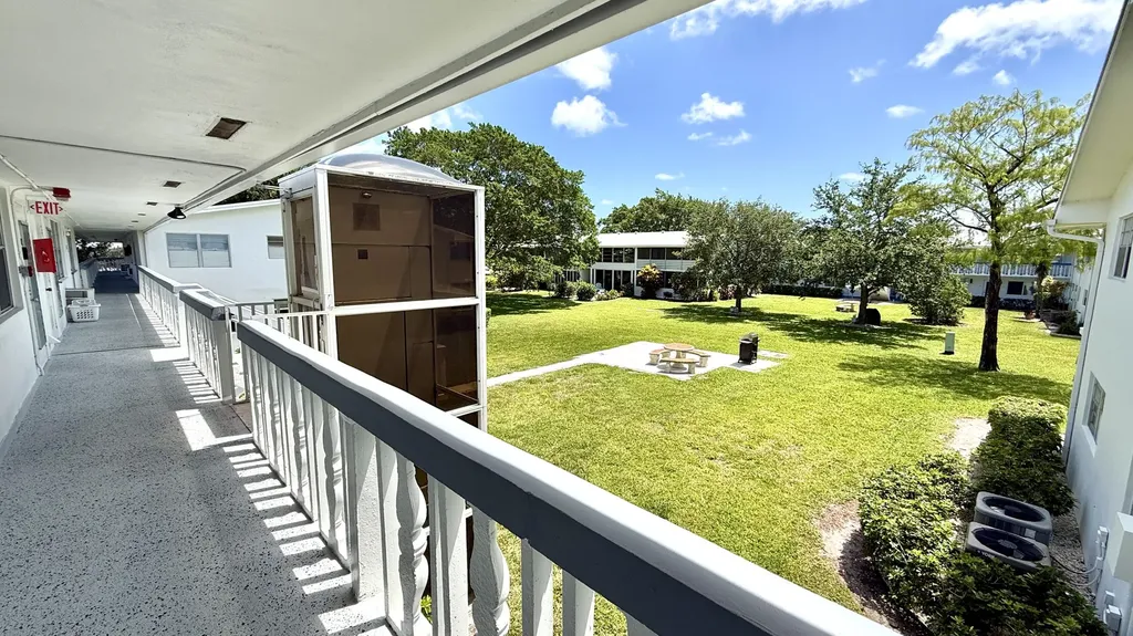 78 Harwood H Crescent Deerfield Beach FL 33442