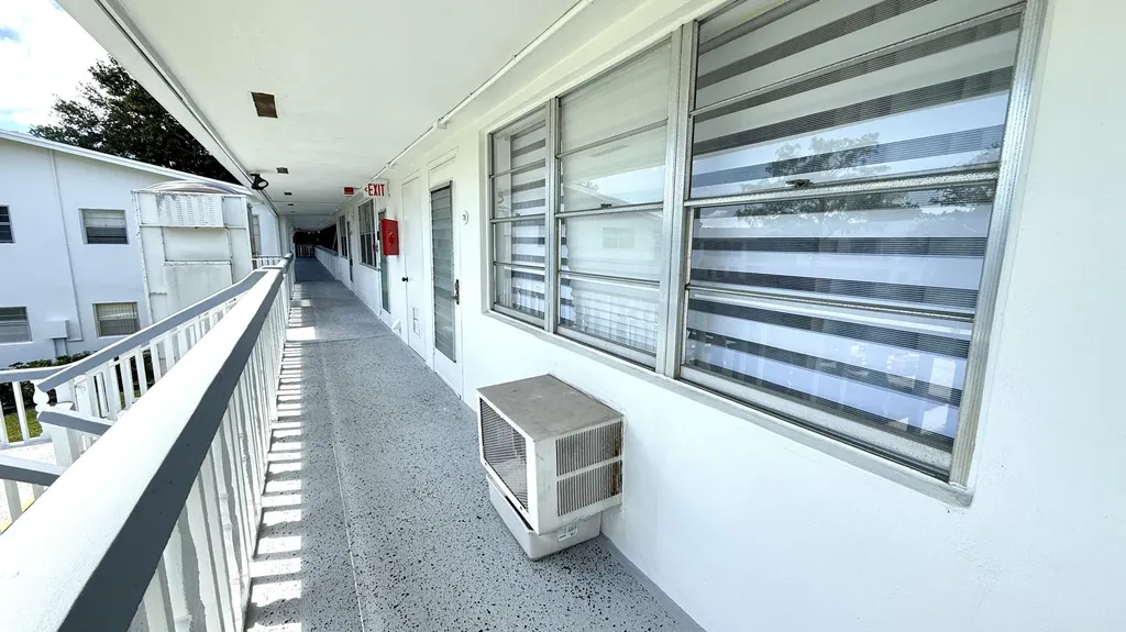 78 Harwood H Crescent Deerfield Beach FL 33442