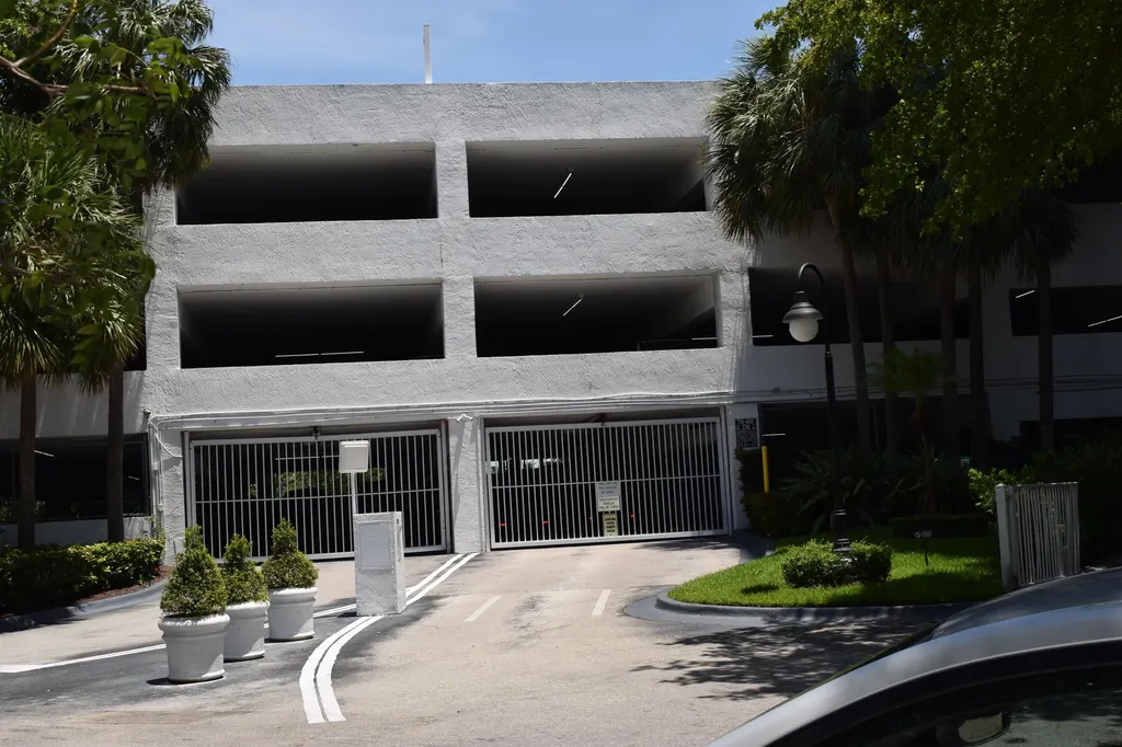 3400 NE 192 Street Aventura FL 33180