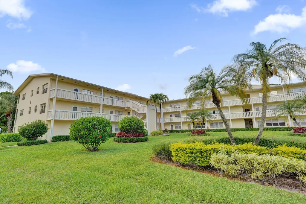 57 Dorset Drive Boca Raton FL 33434